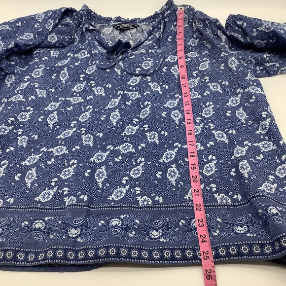 LANDS END TOP M BLUE WHITE TASSEL TIE AT NECKLINE - Picture 4 of 6